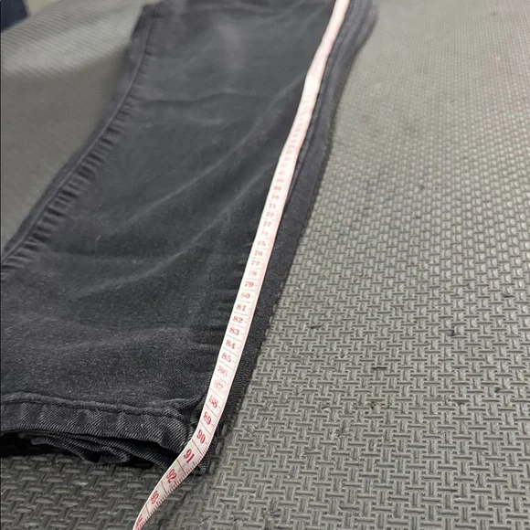 Forever 21 Charcoal Skinny Jeans - Picture 4 of 6